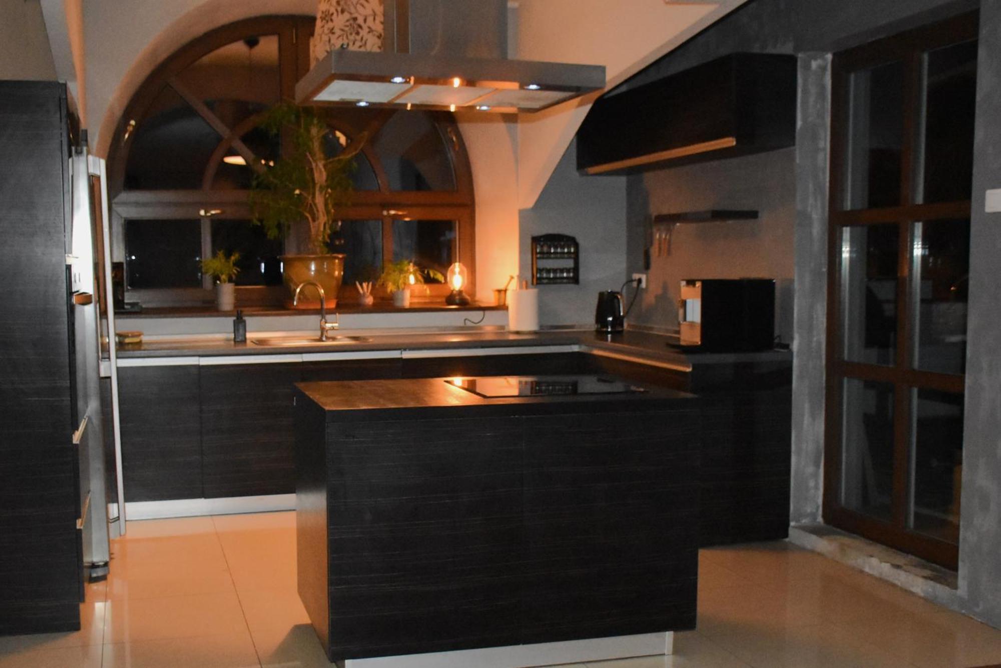 ウッチManufaktura Bakery, Penthouse 200M, Prywatna Kamienica, Parking Strzezonyアパートメント エクステリア 写真